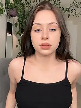 Snapshot of _SweetCandyy chatting on 4, 12, 2024 SweetCandyy online show from 4, 12, 2024