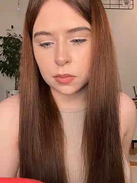  SweetCandyy online show from 6, 8, 2026