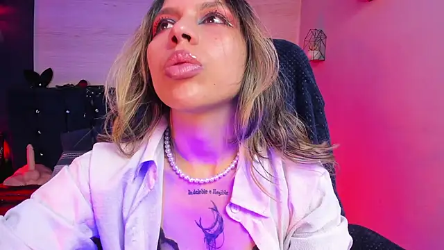 delilah fix online show from 22, 4, 2026