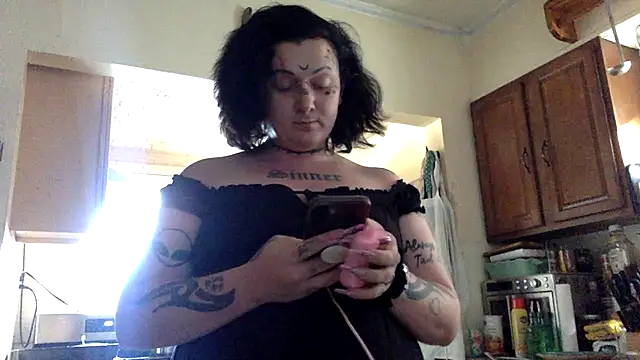 CurvyTrans2002 online show from 25, 7, 2026