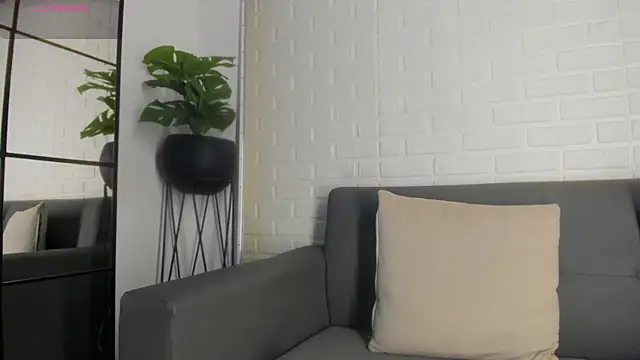 karina gomez 18 online show from 1, 3, 2025