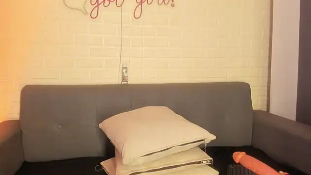 karina gomez 18 online show from 19, 9, 2025