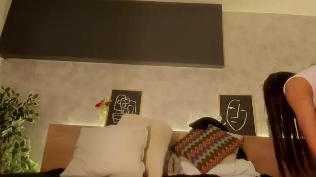 karina gomez 18 online show from 24, 2, 2026