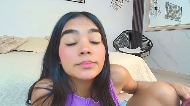 julieta aguilar1 online show from 17, 12, 2024