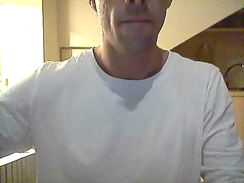 Snapshot of FrettedLodine chatting on 28, 11, 2025 FrettedLodine online show from 28, 11, 2025