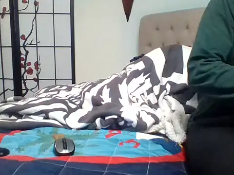 Curved4Pleasure online show from 11, 3, 2025