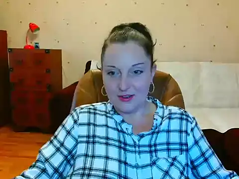 Alice3694 online show from 10, 2, 2025