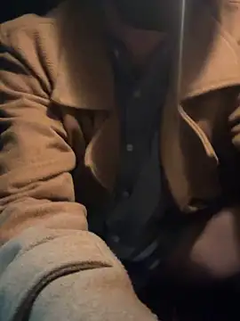 Snapshot of Hideen-real-face chatting on 19, 3, 2025 Hideen-real-face online show from 19, 3, 2025