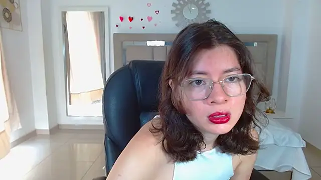 zoecruzz online show from 27, 9, 2025