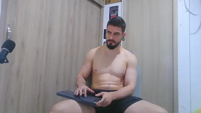 Aaron kwok28 online show from 14, 11, 2025