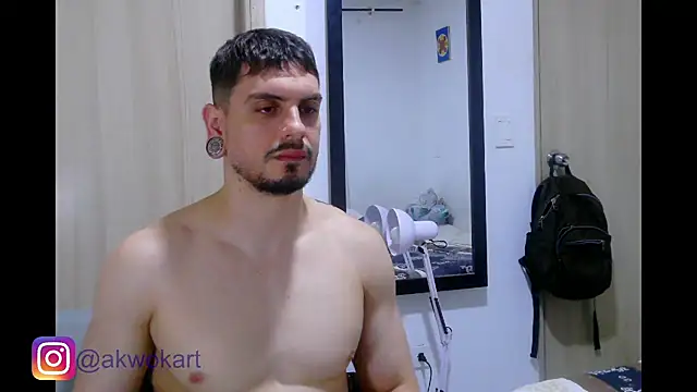 Aaron kwok28 online show from 25, 4, 2026