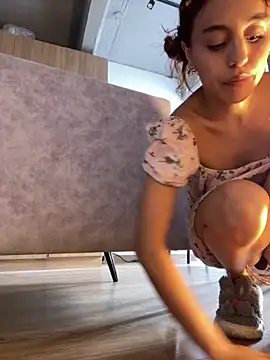 Katee Jones online show from 30, 10, 2025