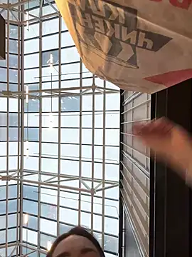 Holly Play online show from 29, 1, 2025