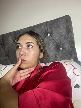 Snapshot of Iris_lee chatting on 18, 3, 2025 Iris lee online show from 18, 3, 2025