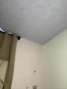 Snapshot of Iris_lee chatting on 16, 10, 2025 Iris lee online show from 16, 10, 2025