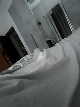 Snapshot of bella82 chatting on 7, 12, 2024 bella82 online show from 7, 12, 2024