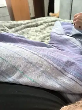 Snapshot of bella82 chatting on 14, 12, 2024 bella82 online show from 14, 12, 2024