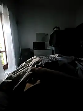 Snapshot of bella82 chatting on 13, 10, 2025 bella82 online show from 13, 10, 2025