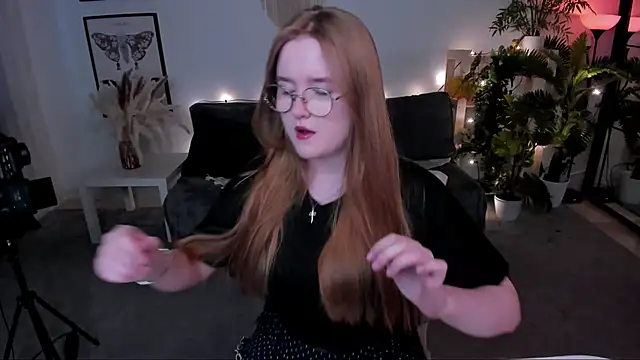 Snapshot of bonnie_wright chatting on 10, 6, 2026 bonnie wright online show from 10, 6, 2026