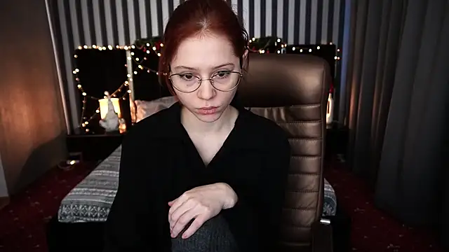 Sasha Exclusive online show from 2, 1, 2025