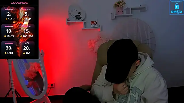 Dolly  Queen  online show from 27, 1, 2025