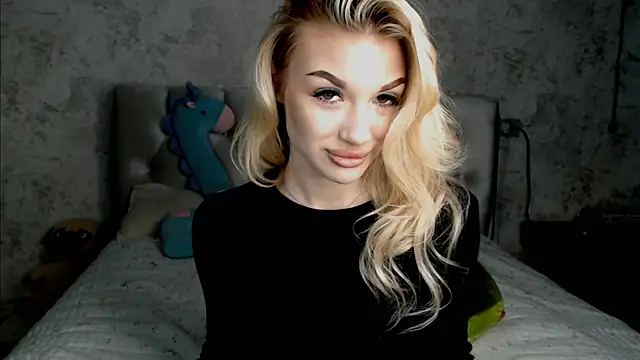 Ella Milla online show from 16, 4, 2026