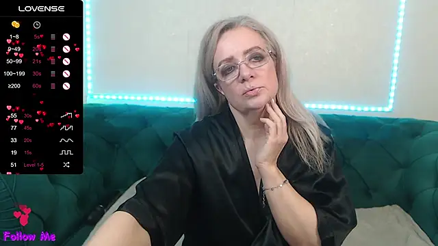 Snapshot of IvanaCharm chatting on 13, 2, 2025 IvanaCharm online show from 13, 2, 2025