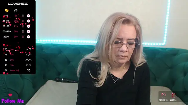 Snapshot of IvanaCharm chatting on 19, 2, 2025 IvanaCharm online show from 19, 2, 2025