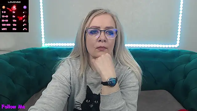 IvanaCharm online show from 25, 4, 2026