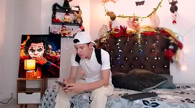 flowers18 online show from 21, 12, 2024