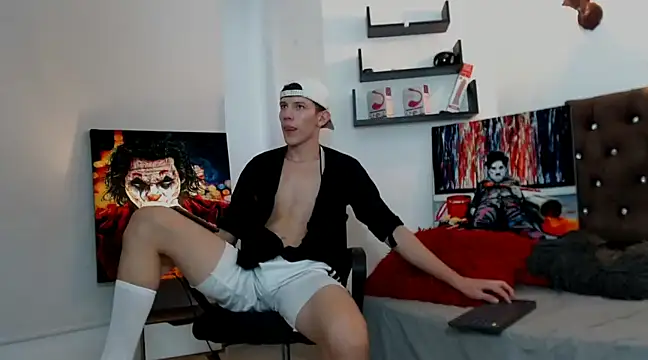 flowers18 online show from 25, 1, 2025