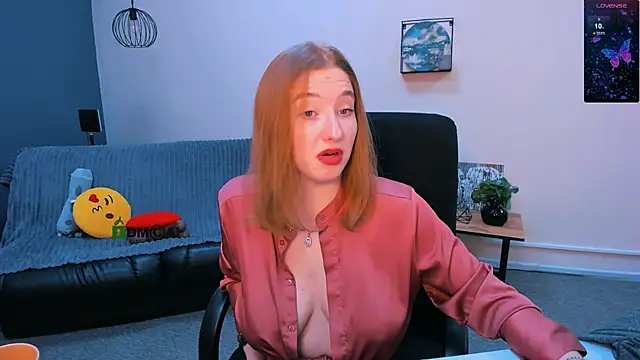 Snapshot of daisy_candy chatting on 24, 12, 2024 daisy candy online show from 24, 12, 2024