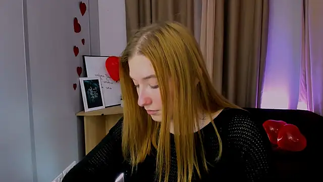 Snapshot of daisy_candy chatting on 26, 2, 2025 daisy candy online show from 26, 2, 2025