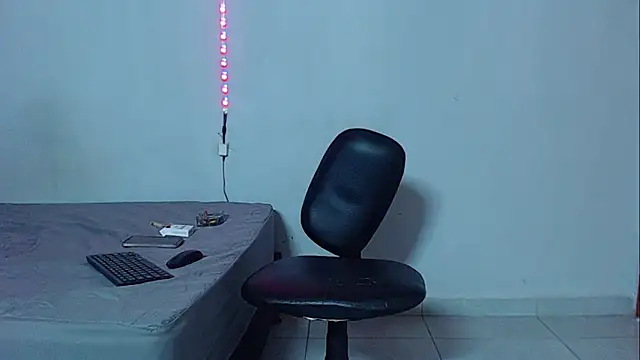 Snapshot of mikecoper_23 chatting on 26, 11, 2025 mikecoper 23 online show from 26, 11, 2025