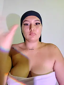 Celeste camila18 online show from 16, 9, 2025