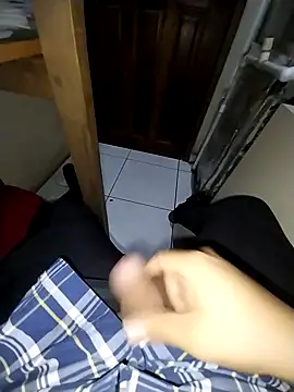 Whiper2024 online show from 16, 9, 2025