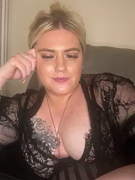 Blondiee3088 online show from 10, 1, 2025