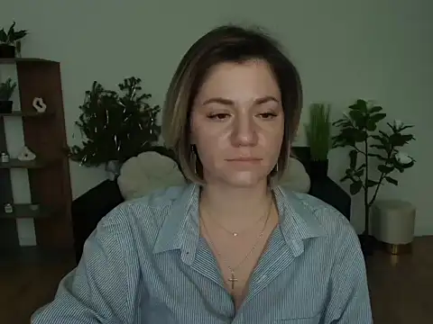 MariaSttone online show from 7, 1, 2025