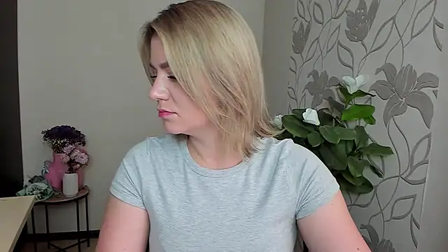 MariaSttone online show from 14, 9, 2025