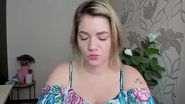 MariaSttone online show from 20, 10, 2025