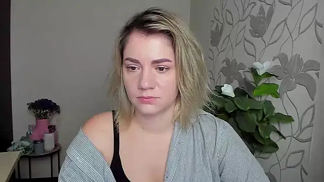 MariaSttone online show from 27, 10, 2025