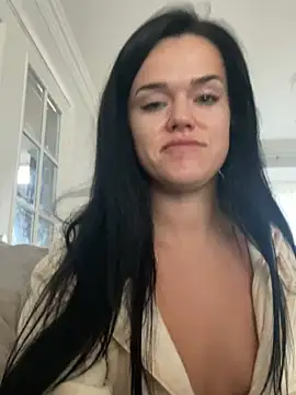 English-Chloe96 online show from 3, 1, 2025