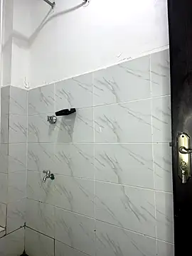 prettiepearl online show from 31, 10, 2025