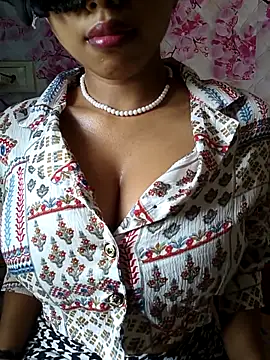 sandy naughty online show from 29, 4, 2026