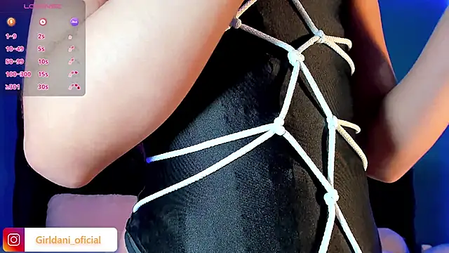 Liittle foxxxy online show from 18, 1, 2025