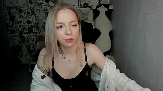 Snapshot of Martha_Cameron chatting on 8, 1, 2025 Martha Cameron online show from 8, 1, 2025