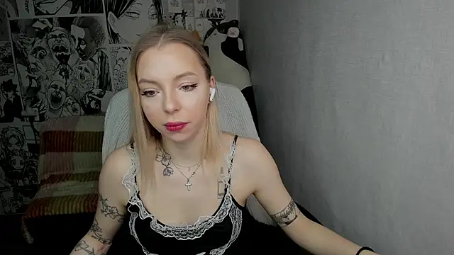 Snapshot of Martha_Cameron chatting on 23, 1, 2025 Martha Cameron online show from 23, 1, 2025