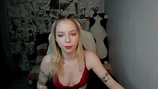 Snapshot of Martha_Cameron chatting on 13, 2, 2025 Martha Cameron online show from 13, 2, 2025