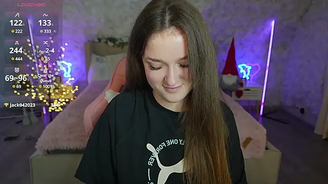 DonnaLustt online show from 10, 1, 2025