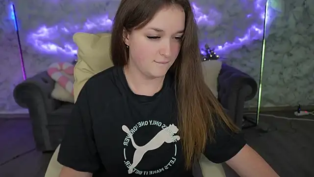 DonnaLustt online show from 22, 1, 2025